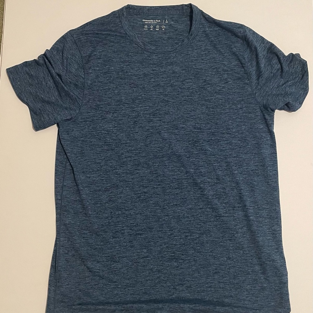 Men’s Abercrombie & Fitch Athletic T-Shirt L